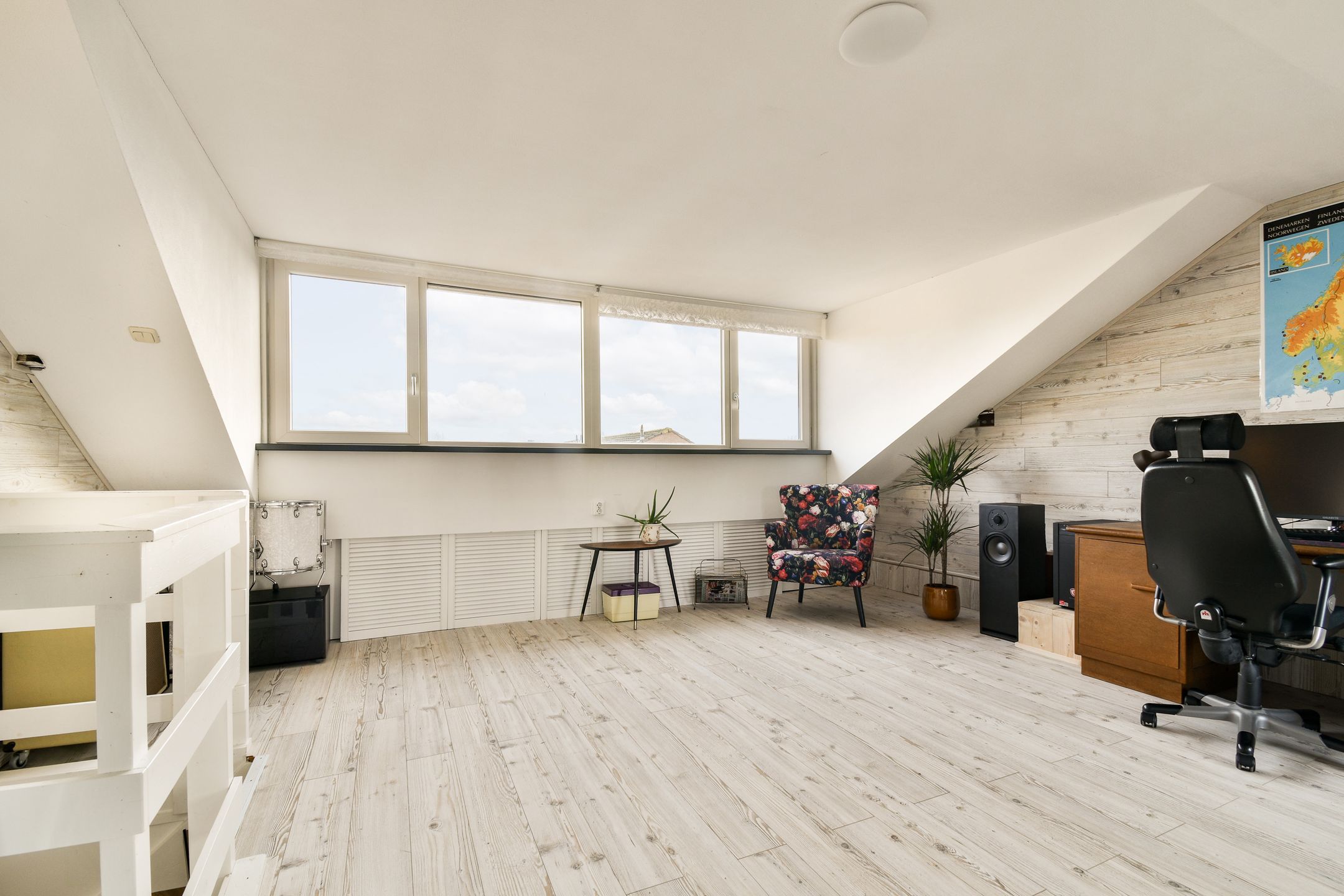 Foto 27 van Weidezoom 18