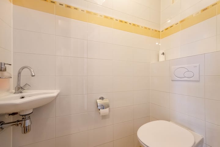 Photo 14 of Aletta Jacobsstraat 27