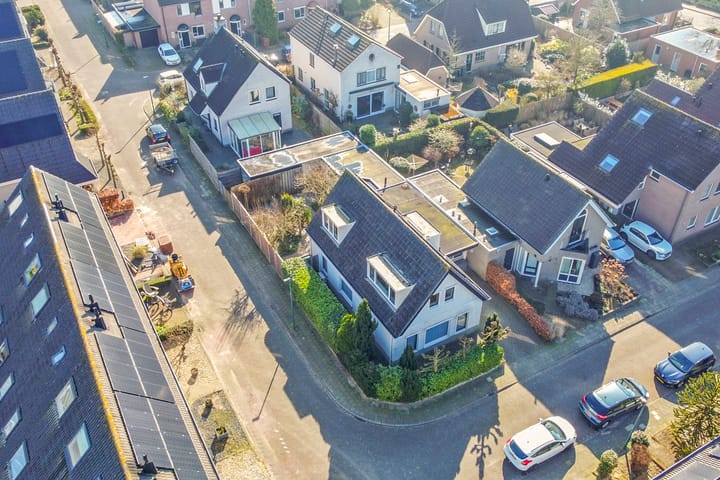 Foto 3 van Burg.Goudsmitlaan 7