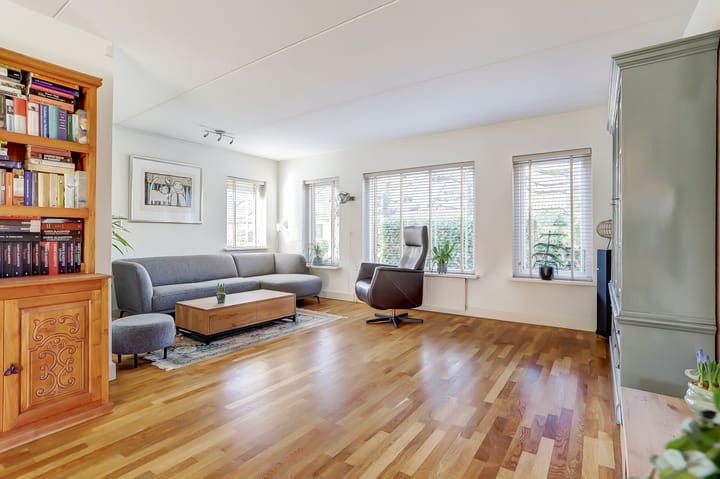 Foto 7 van Burg.Goudsmitlaan 7