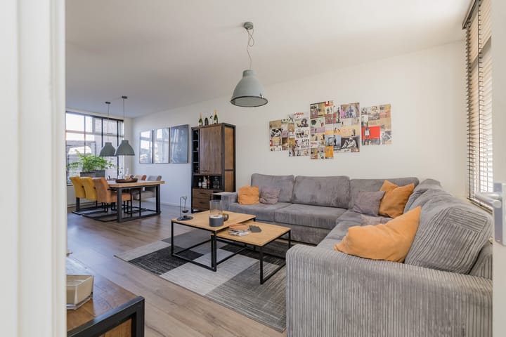 Foto 3 van De Ruyterstraat 130