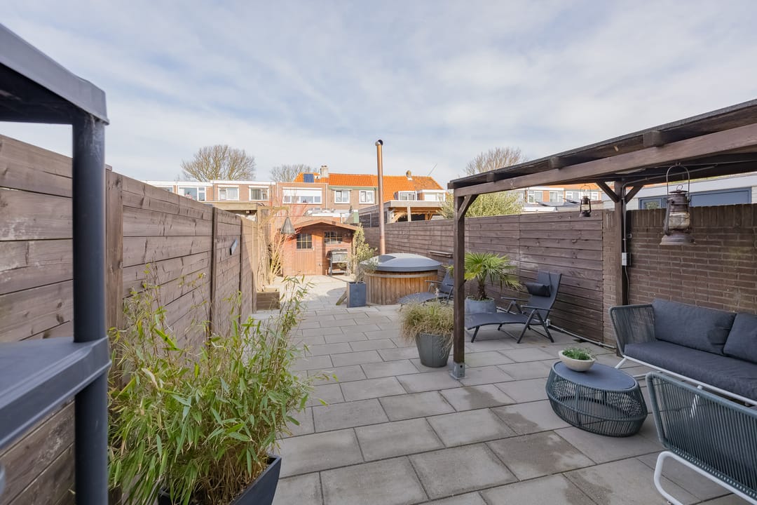 Foto 13 van De Ruyterstraat 130