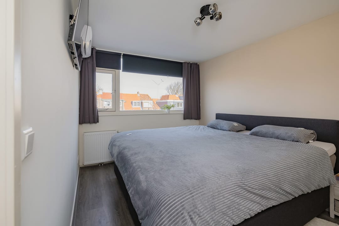 Foto 23 van De Ruyterstraat 130