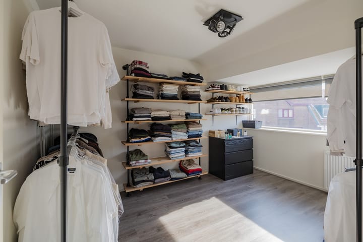 Photo 26 of De Ruyterstraat 130