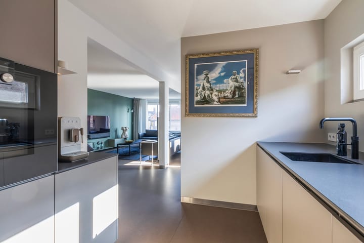 Foto 9 van Westsingel 16-L