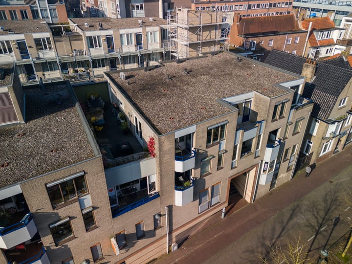 Foto 28 van Westsingel 16-L