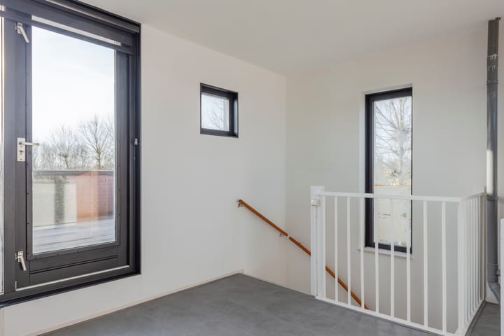 Foto 19 van Regenboogweg 63