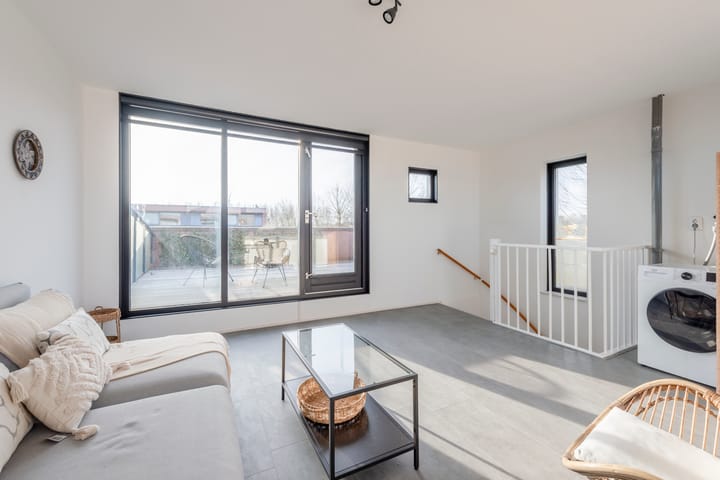 Foto 23 van Regenboogweg 63