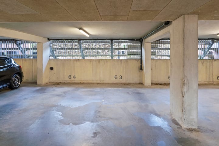 Photo 33 of Prins Bernhardlaan 144-S