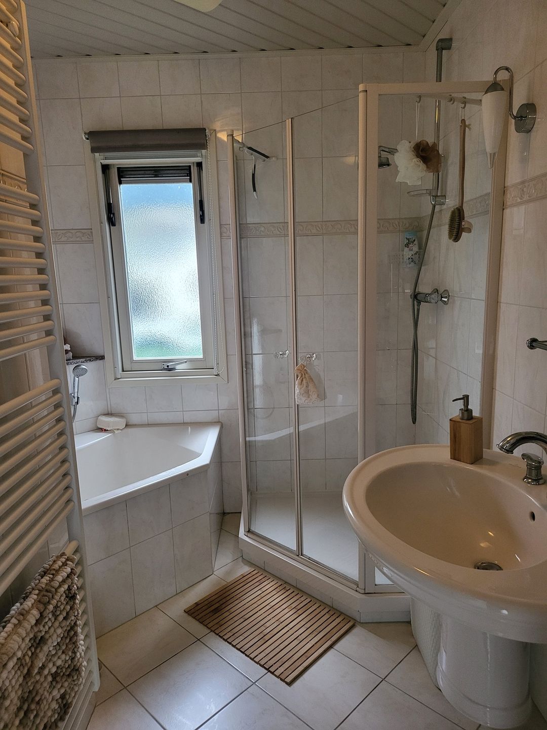 Foto 17 van Vijverweg 1-220