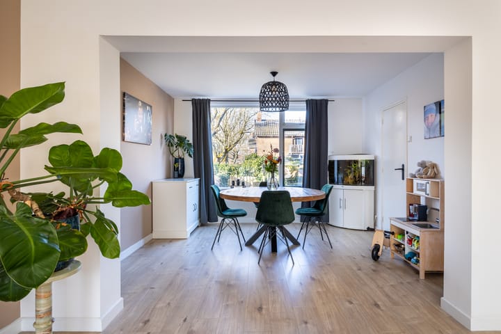 Photo 13 of Graaf Adolfstraat 1