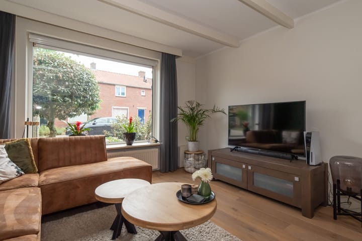 Foto 5 van Nassaustraat 42