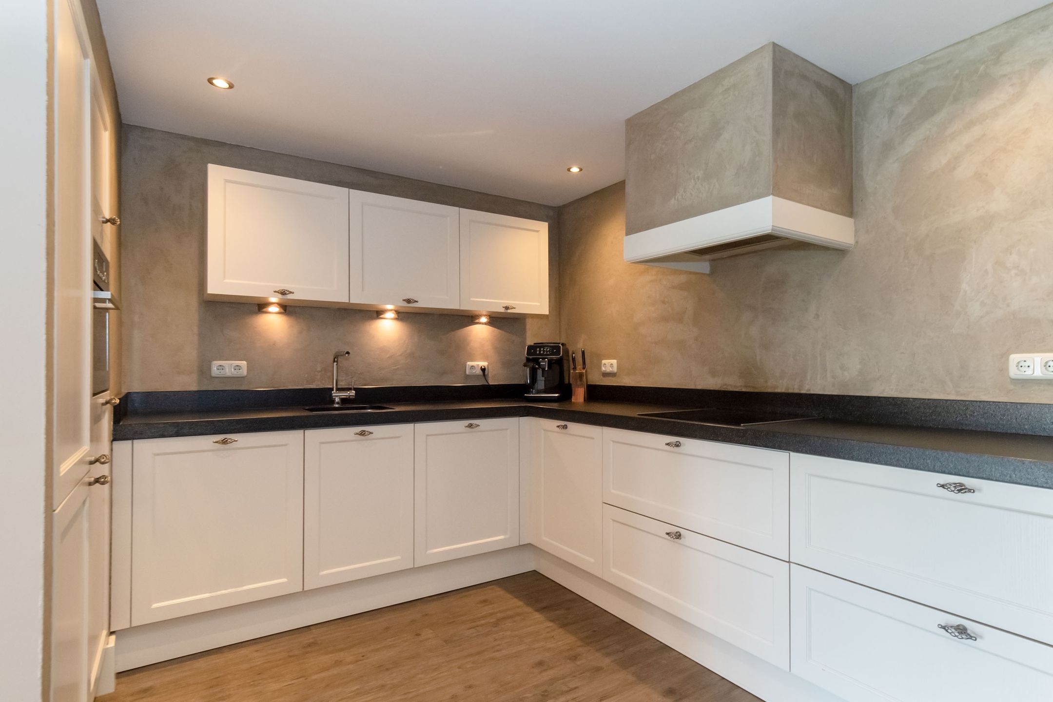 Foto 9 van Nassaustraat 42