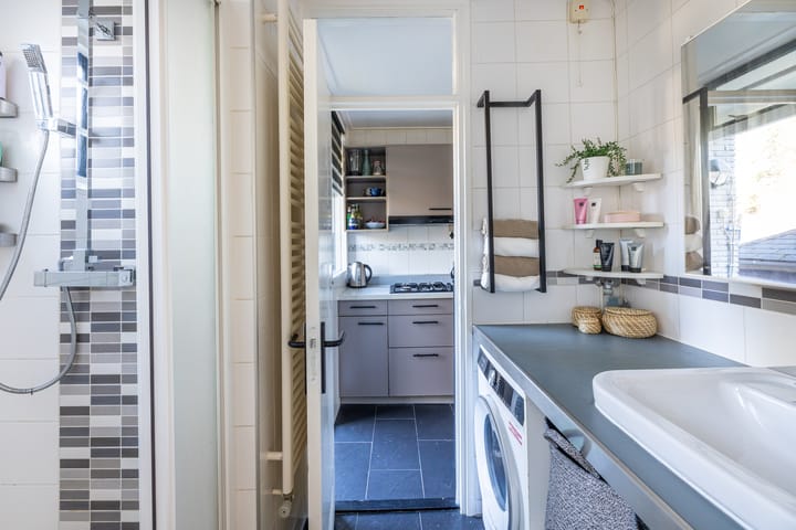 Photo 21 of Graaf Adolfstraat 1