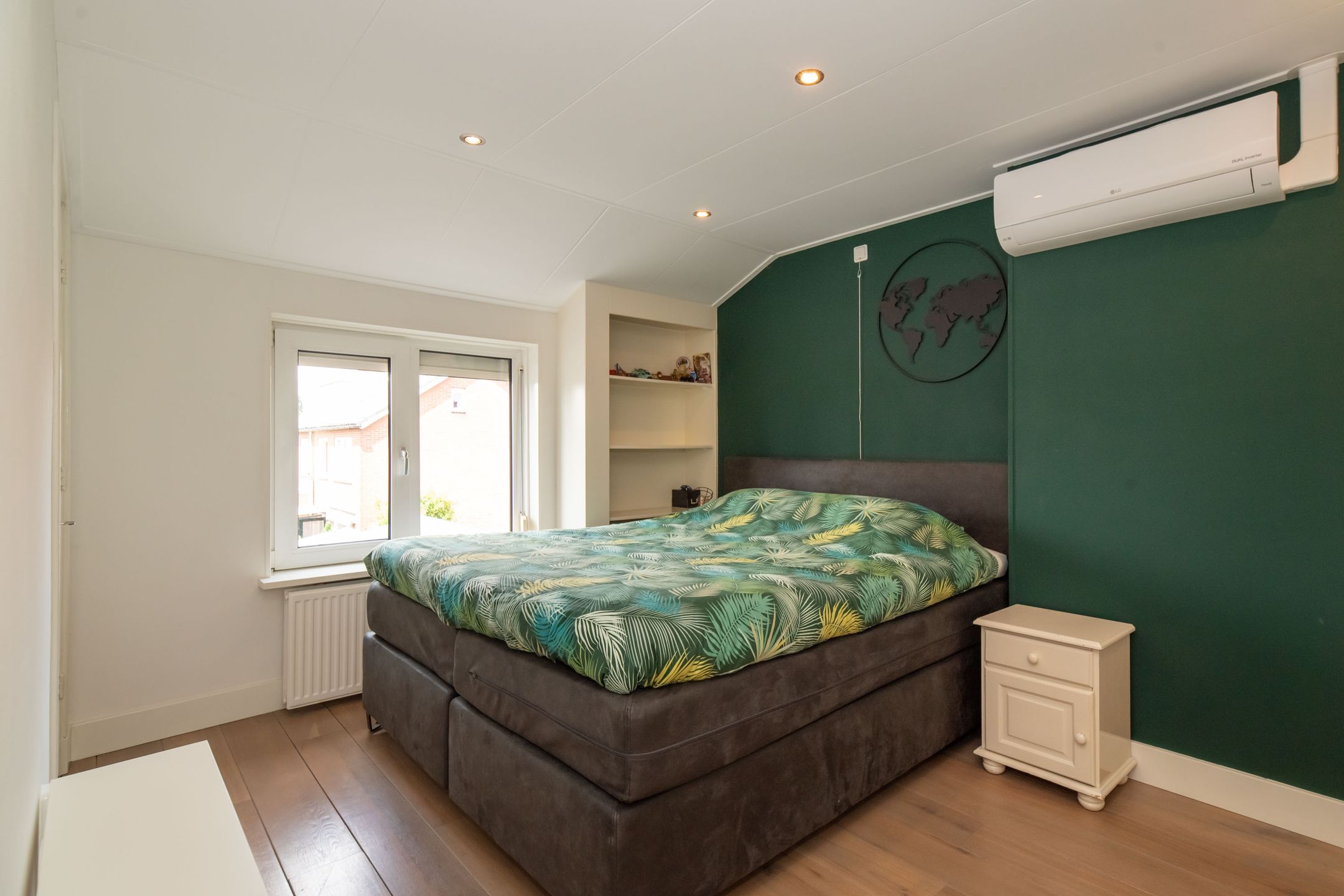 Foto 24 van Nassaustraat 42