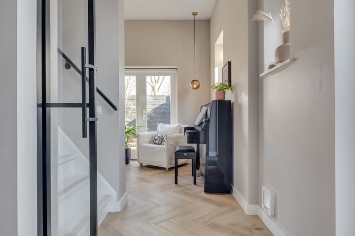 Foto 11 van Jasmijnstraat 4