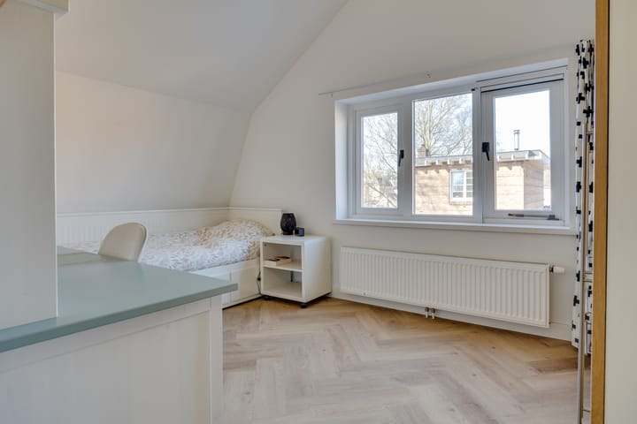 Foto 32 van Jasmijnstraat 4