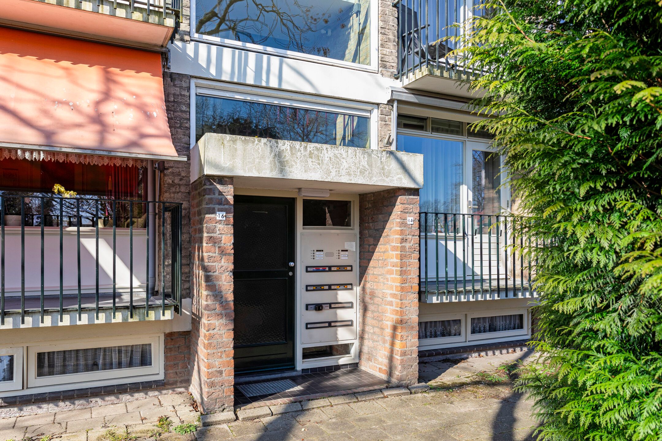 Photo 39 of Stadswal 16-B