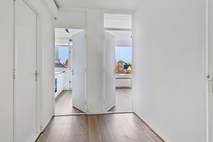 Foto 9 van Stadswal 16-B