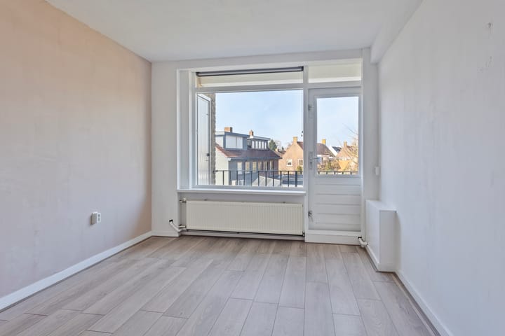 Foto 16 van Stadswal 16-B