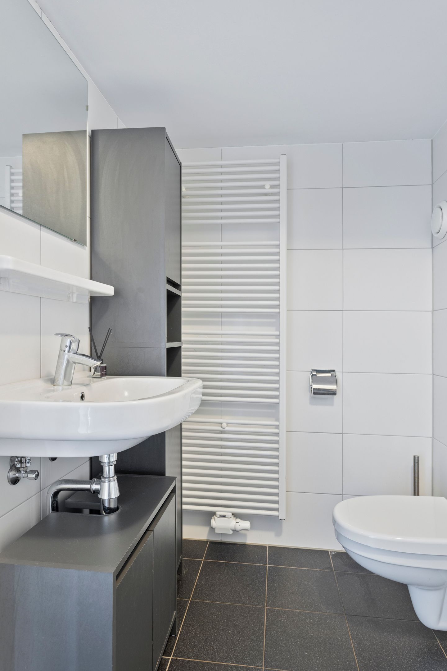 Photo 21 of Stadswal 16-B