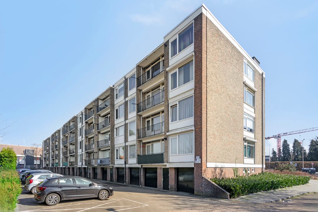 Photo 41 of Stadswal 16-B