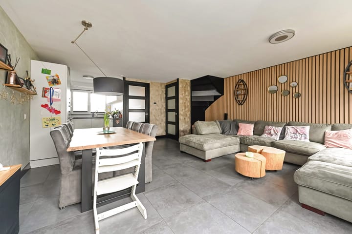 Foto 11 van Rosweide 27