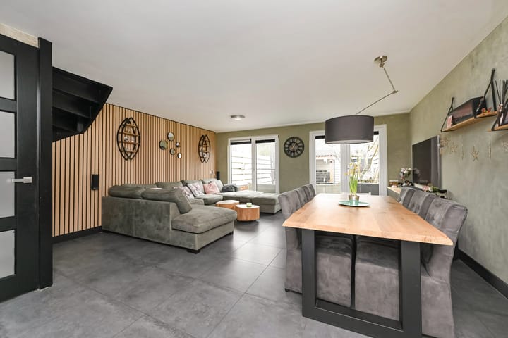 Foto 12 van Rosweide 27