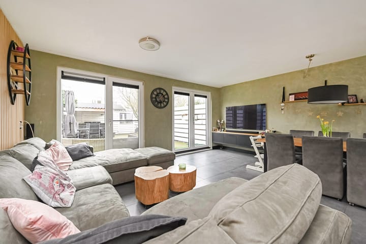 Foto 13 van Rosweide 27