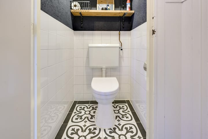 Foto 8 van Valkenstraat 13