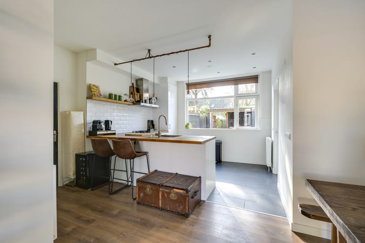 Foto 17 van Valkenstraat 13