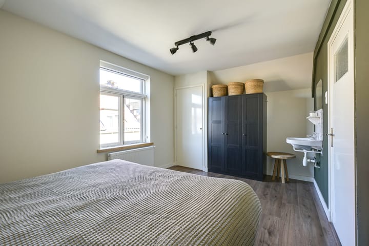 Foto 29 van Valkenstraat 13