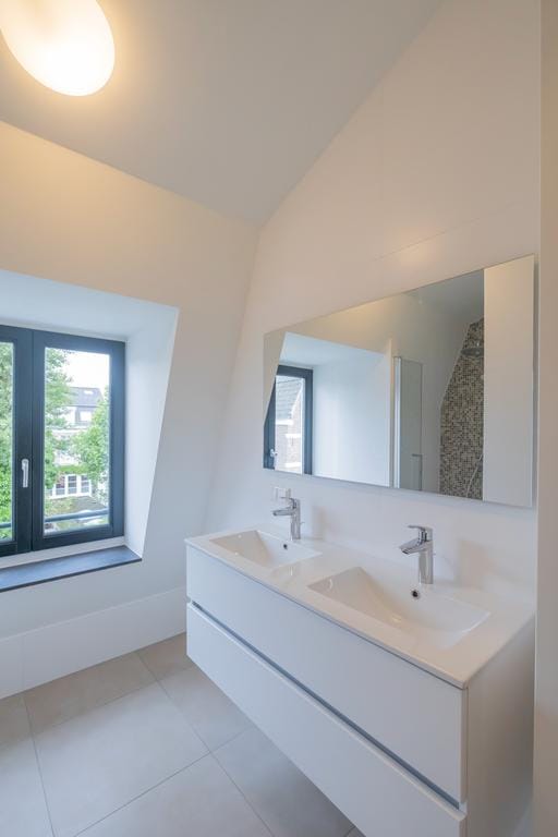 Photo 12 of Eerste Hasselaerstraat 3-B