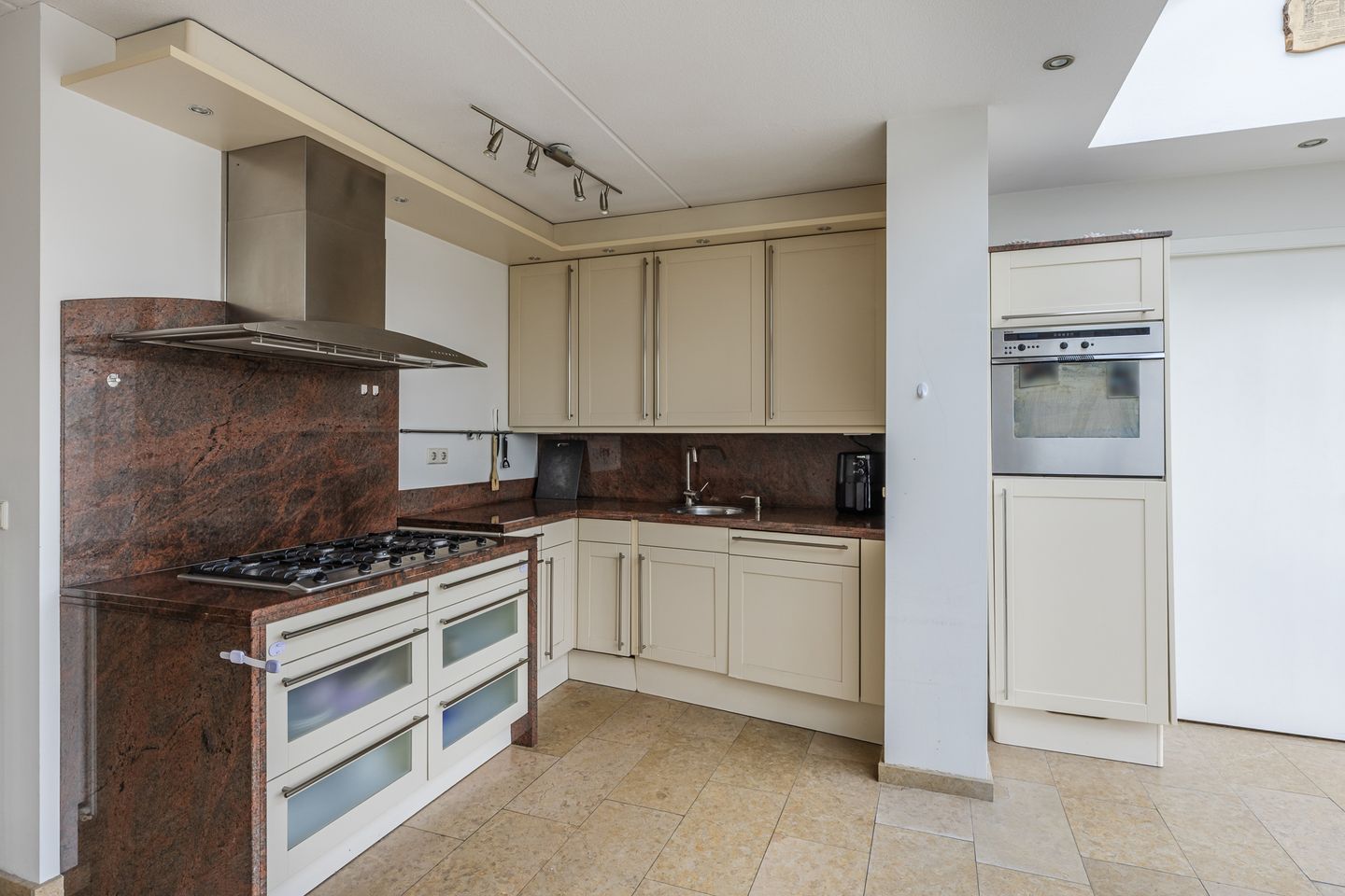 Foto 10 van Osdorperweg 928-B