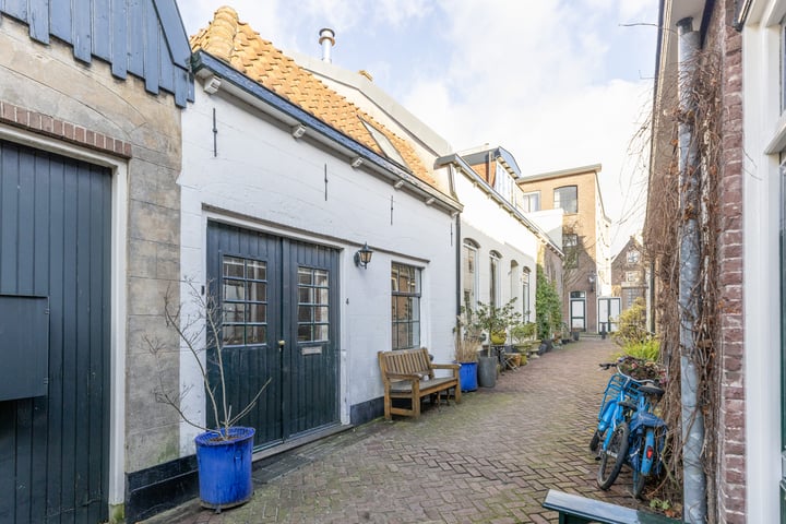 Bekijk foto van Sint Annastraat 4