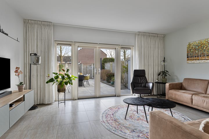 Photo 11 of Anemoonstraat 30