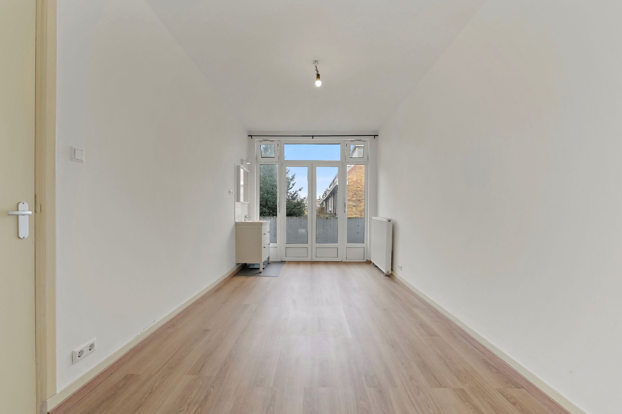 Foto 9 van Linnaeusstraat 253