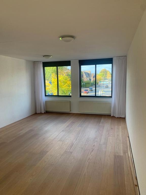 Foto 6 van Dr. P.J.H. Cuypersplein 1-12