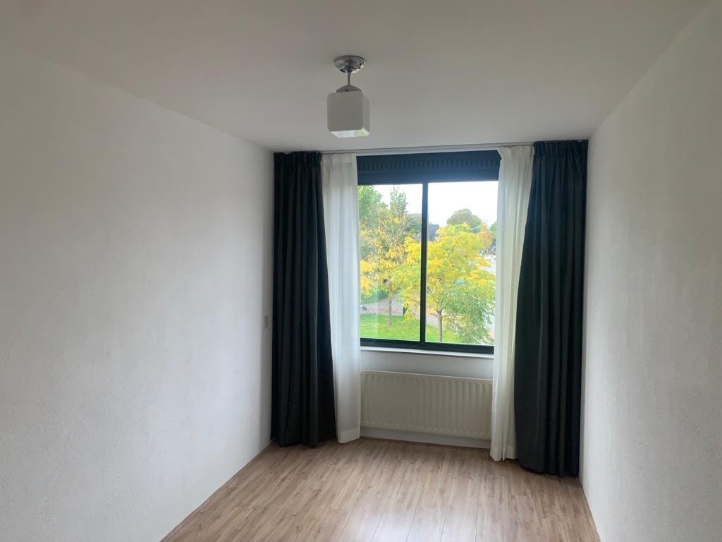 Foto 10 van Dr. P.J.H. Cuypersplein 1-12