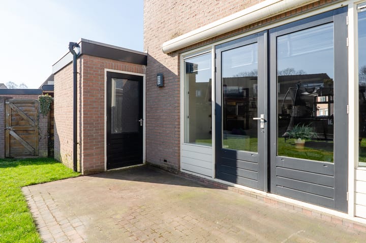 Foto 44 van Van Renesselaan 60