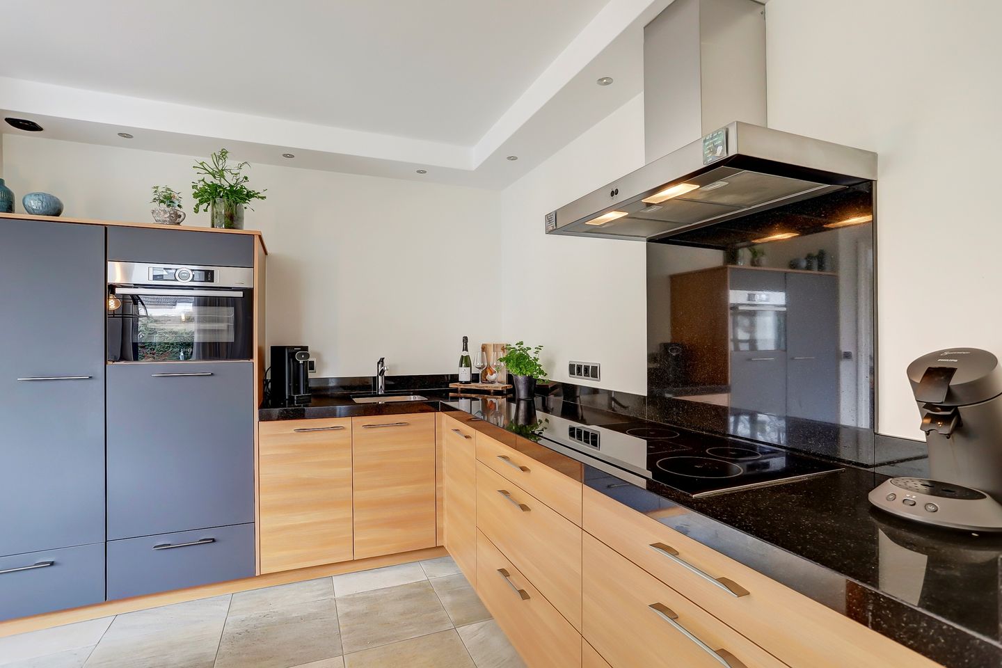 Foto 25 van Schepenstraat 13