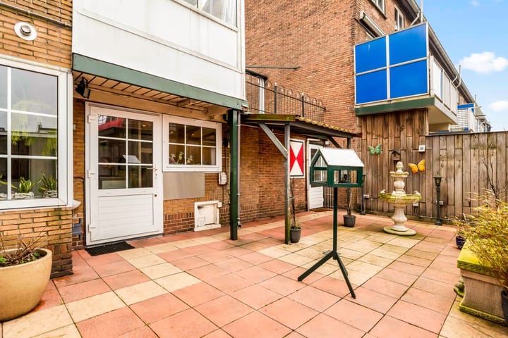 Foto 8 van Julianakade 102