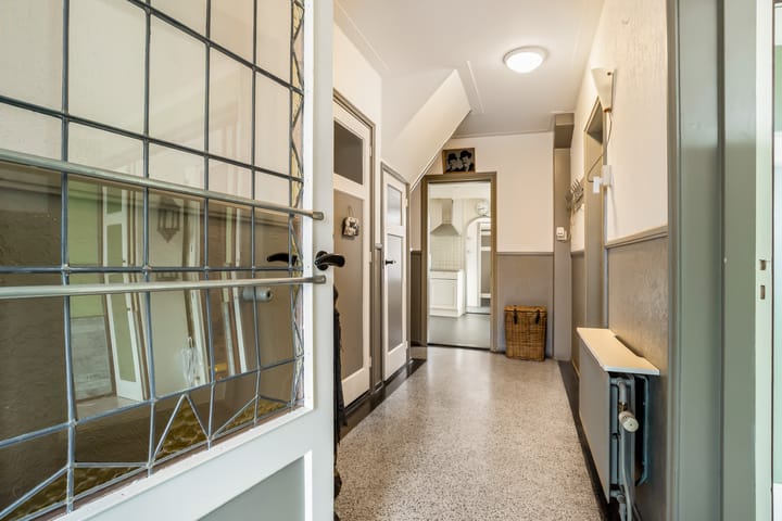 Foto 43 van Julianakade 102