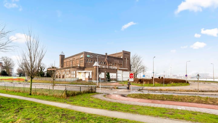 Foto 47 van Julianakade 102