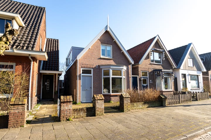 Foto 42 van Stationsweg 99