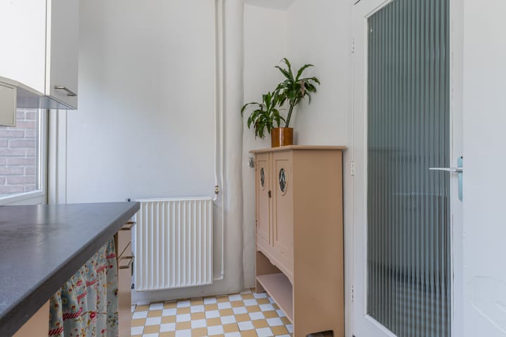 Foto 12 van Pothstraat 79