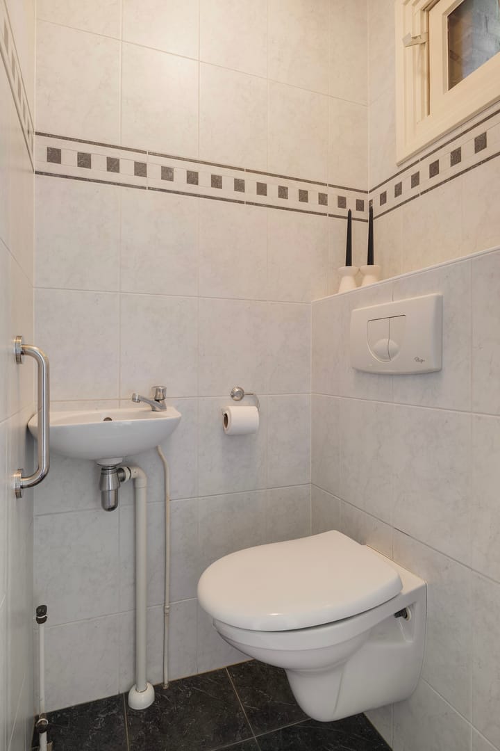 Foto 14 van Ds. Oosterhuisstraat 3