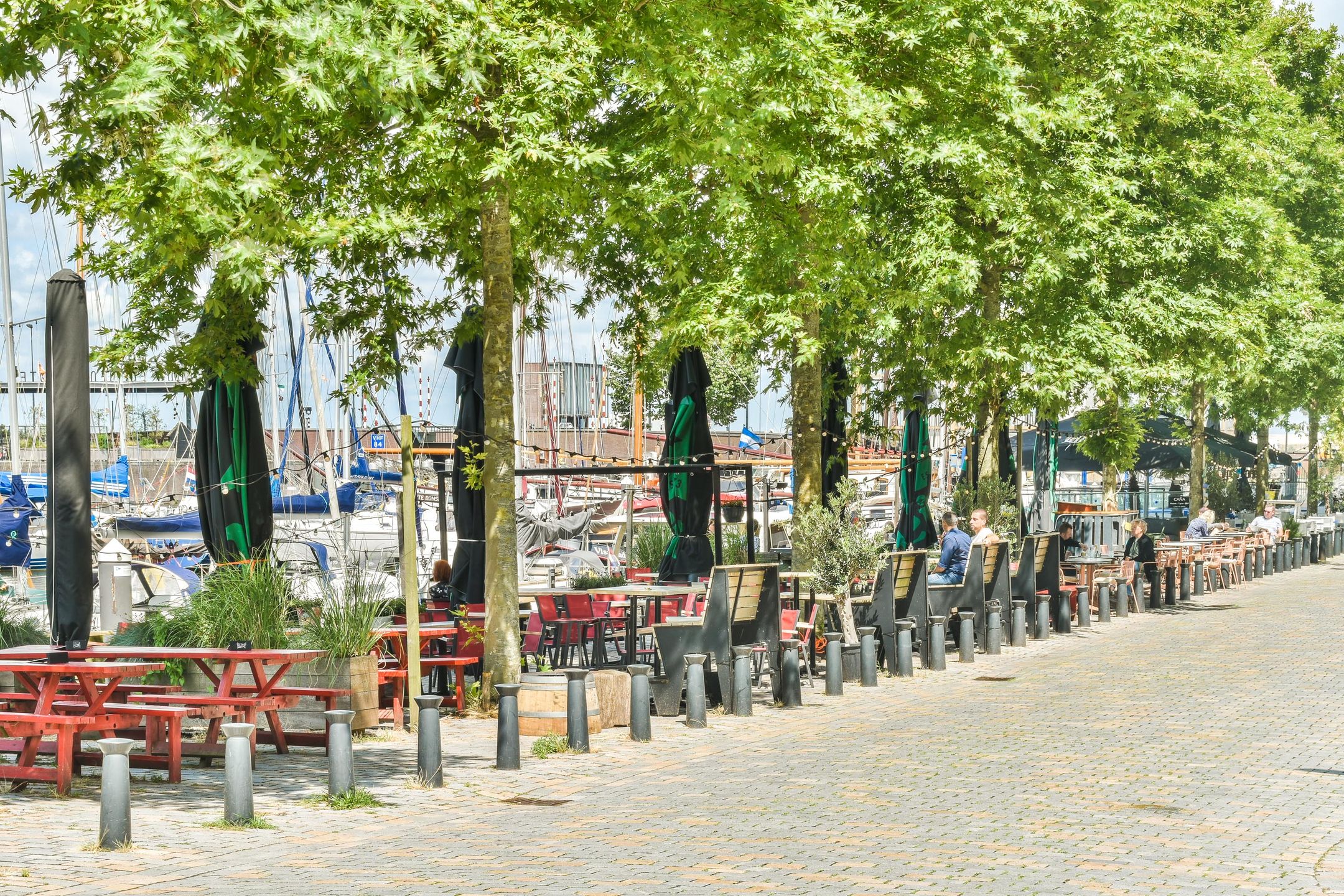 Photo 36 of Krijn Taconiskade 17