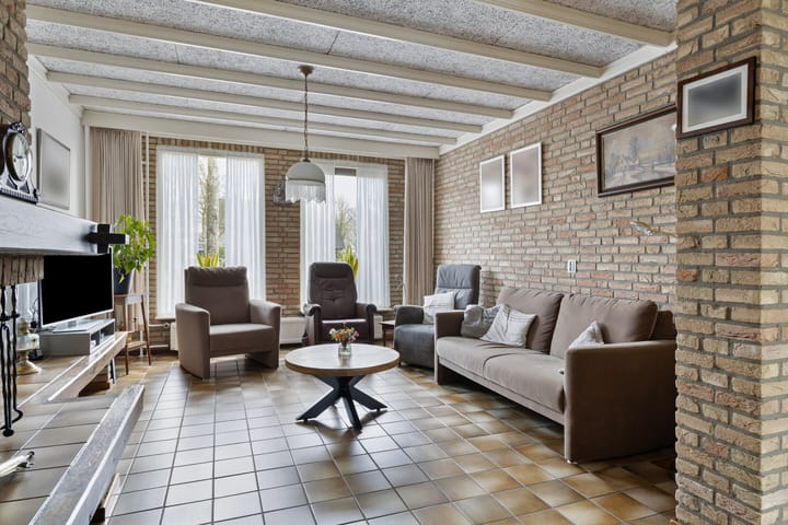 Foto 2 van Postelplein 1