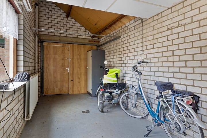 Foto 29 van Postelplein 1